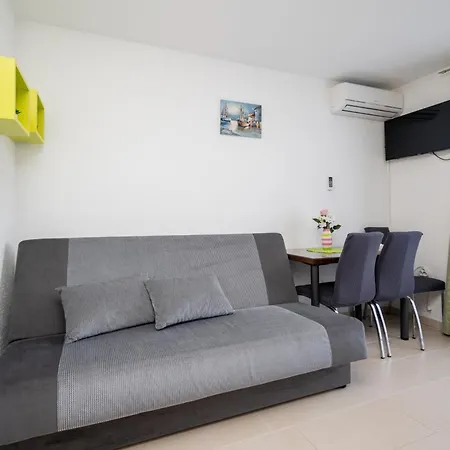 شقة With Parking Space - 23221