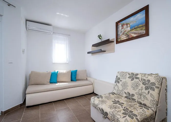 Apartman With Parking Space - 23221