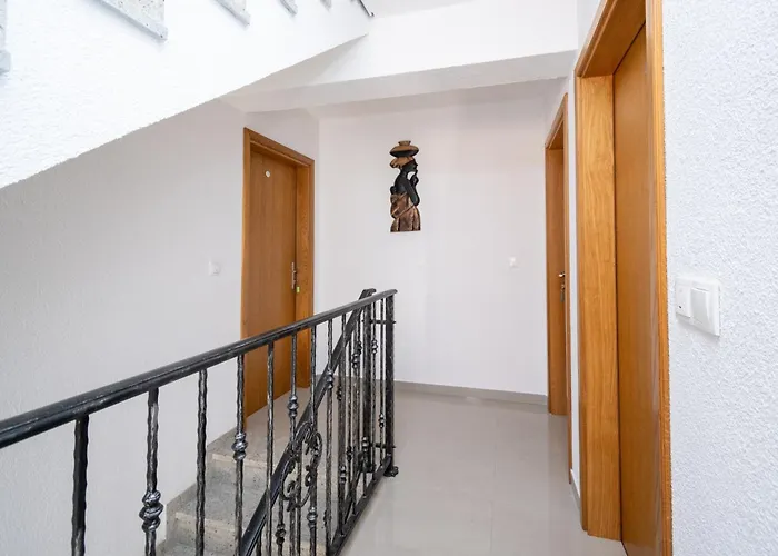 Apartment With Parking Space - 23221