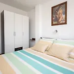 Apartment With Parking Space - 23221